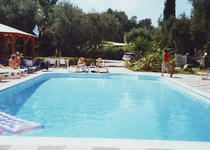 Camping Paleokastritsa Кемпинг Палеокастрица